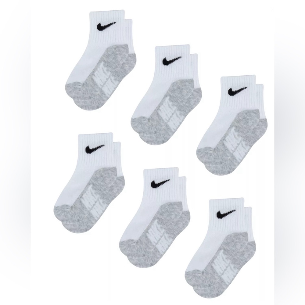 NIKE Infant Boys or Girls Logo Socks, Pack of 6. Size 6-12 months - Picture 3 of 4